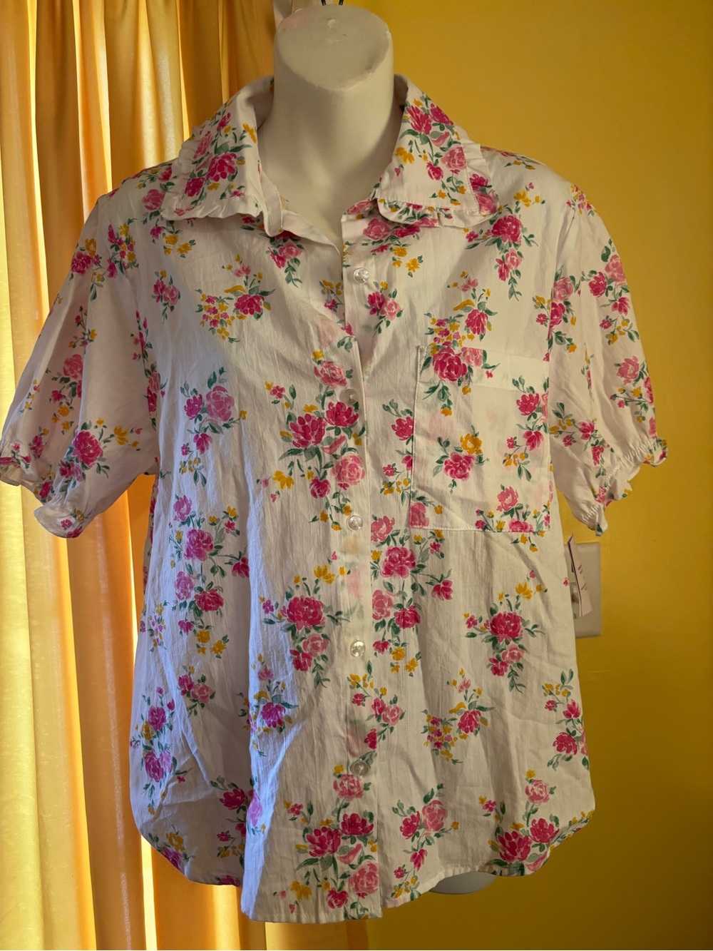 White Floral Short-Sleeve Button-Up Shirt